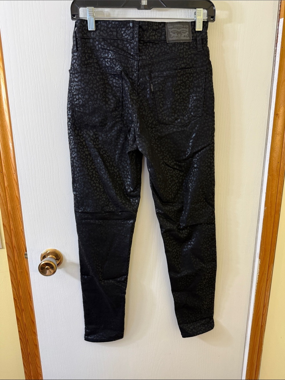 Levi's 721 Wild Cat Foil Leopard High Rise Skinny Jeans 26 - Picture 2 of 13